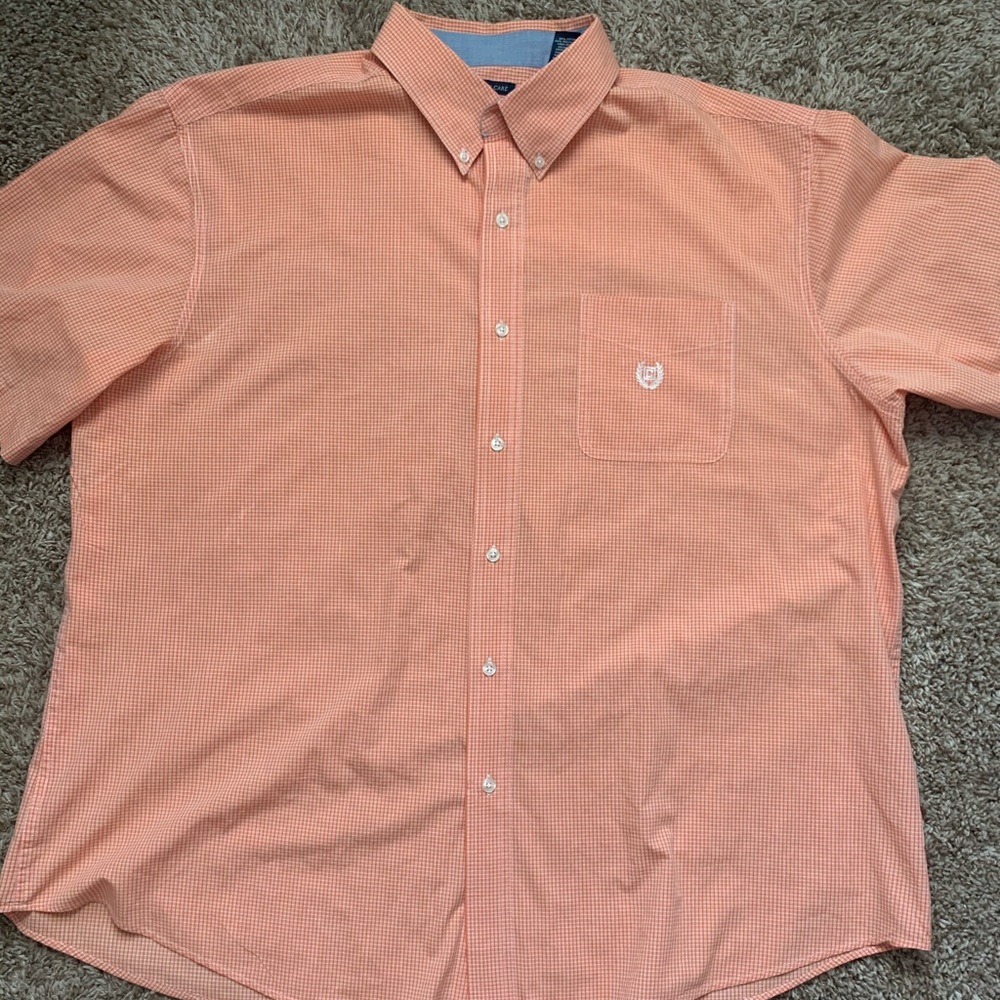 Chaps men’s shortsleeved easy care shirt